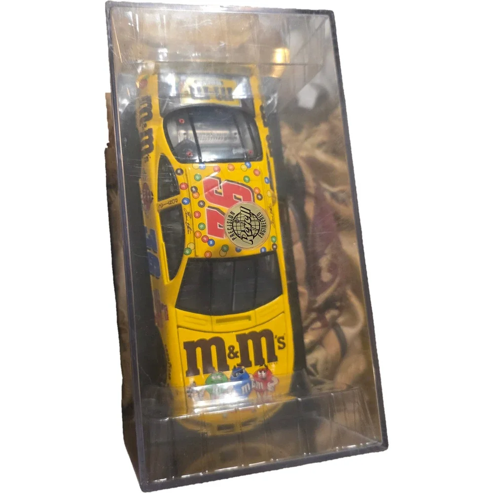 Ernie Irvan #36 M&M's 1999 Pontiac Grand Prix 1:24 Revell Collection Club